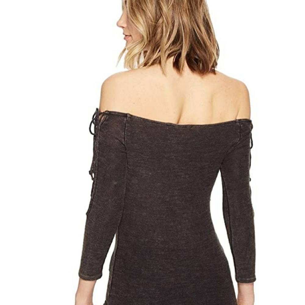 Project Social T off Shoulder NWT